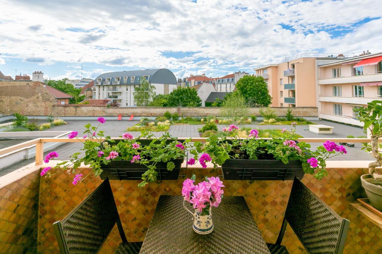 Appartement Climatise 7Mn Centre Ville 95M2 4 Adultes Bebe Garage Sous Sol Arrivee Autonome Dijon Exterior photo